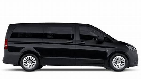 Mercedes Benz V-Class MPV angle 2